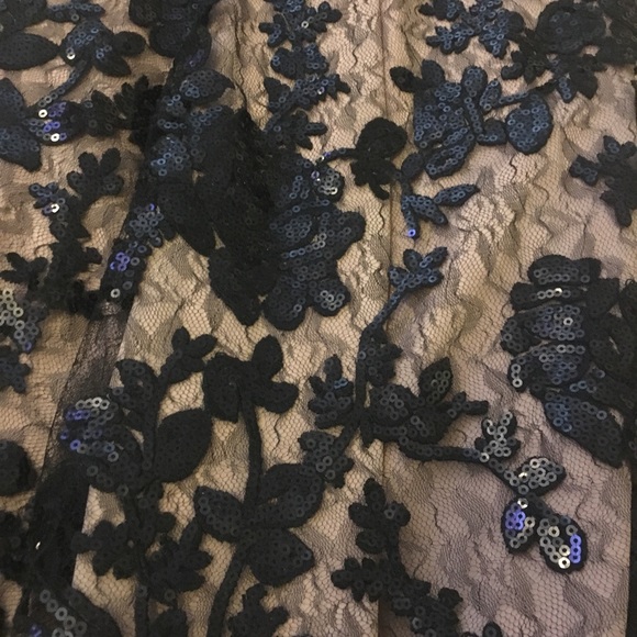 Dress the population gown - Picture 5 of 6